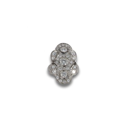 SORTIJA LANZADERA DE PLATINO CON DIAMANTES