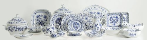 Porcelain dinnerware, “Onion pattern”, made in Karlsbader (