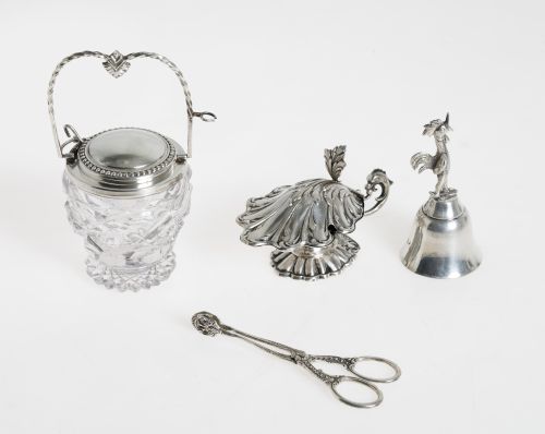 Lote de piezas de plata para la mesa, S.XX