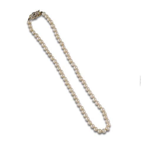 CULTURED PEARL AND GOLD CHOKER