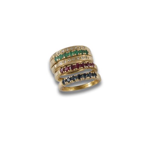 COMBINABLE RING MADE OF GOLD, DIAMONDS, EMERALDS, RUBIES AN