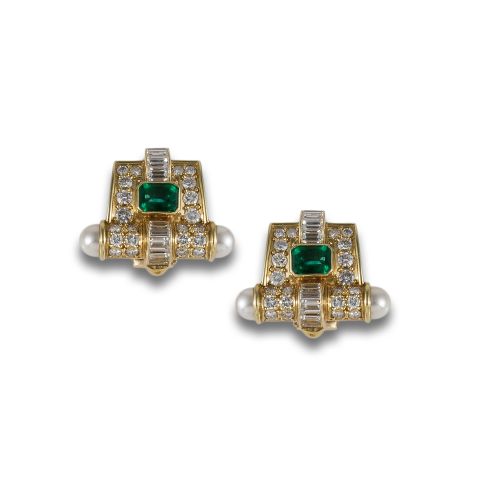 GOLD EARRINGS WITH DIAMONDS, EMERALDS AND PEARLS
