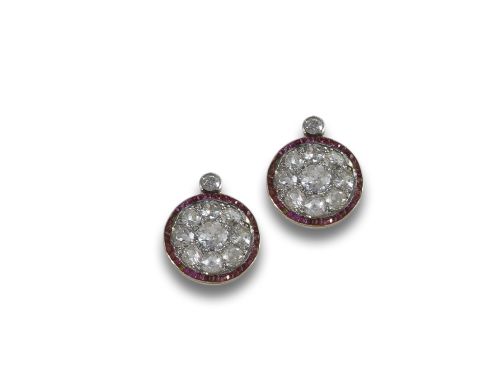 GOLD EARRINGS WITH DIAMONDS AND RUBIES