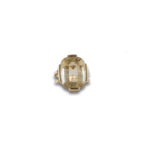 GOLD AND CITRINE RING