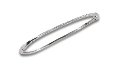 Rigid gold bracelet with diamonds