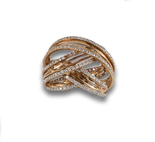 ROSE GOLD RING WITH DIAMONDS