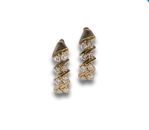 GOLD EARRINGS WITH DIAMONDS