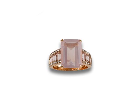 ROSE GOLD, ROSE QUARTZ AND DIAMONDS RING