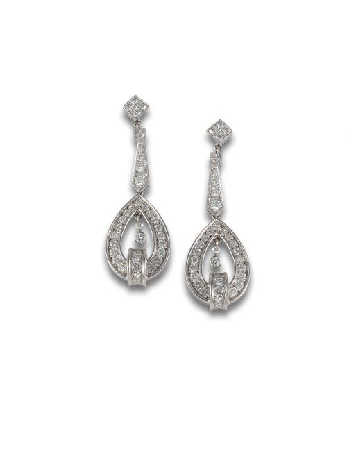LONG WHITE GOLD AND DIAMONDS EARRINGS
