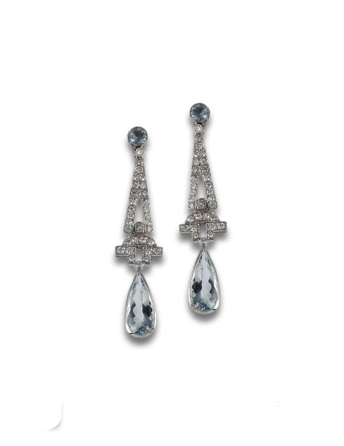 ART DECO STYLE EARRINGS IN PLATINUM, DIAMONDS AND AQUAMARIN