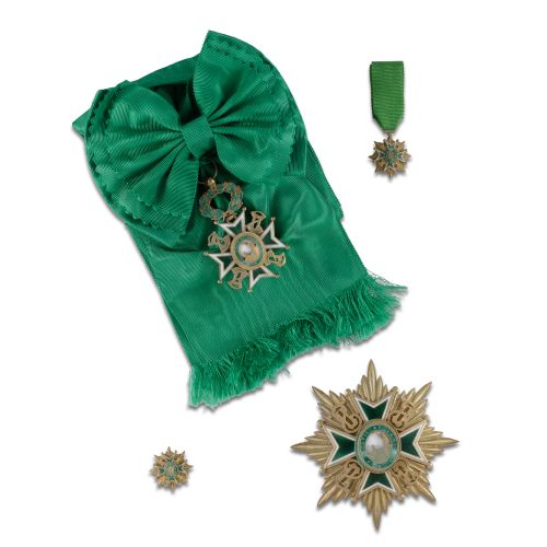 JUEGO DE CONDECORACIONES ORDEN MILIRTAR DE SAN LÁZARO DE JE