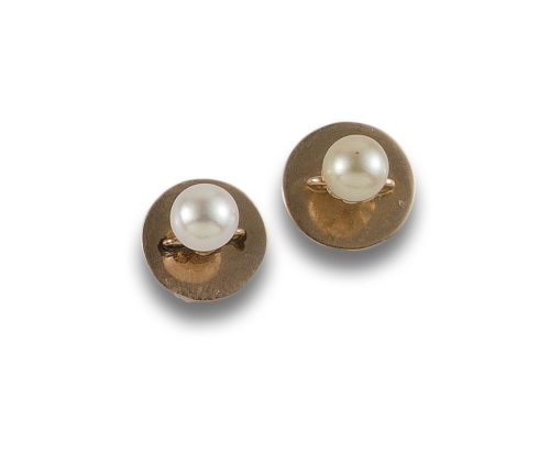 GEMELOS DE ORO CON PERLA CULTIVADA