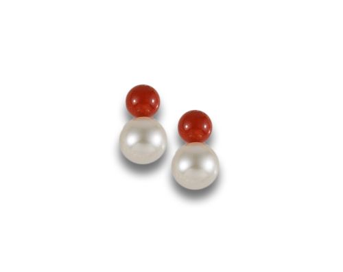SILVER EARRING WITH PEARL AND CORAL