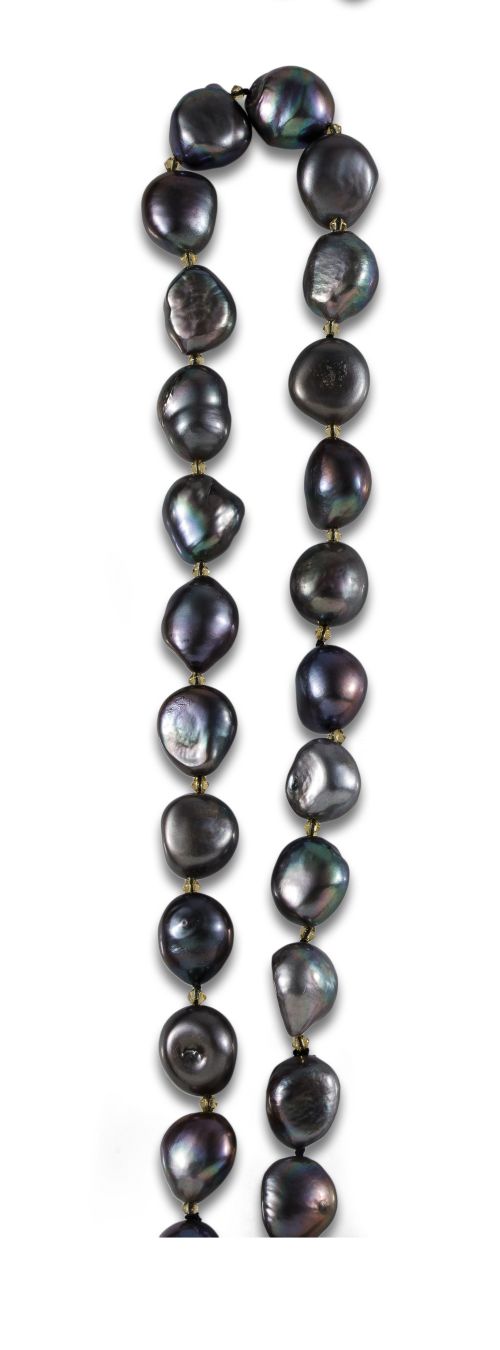 FRESHWATER PEARL NECKLACE WITH GOLD-PLATED SILVER CLASP