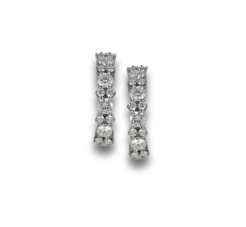 GOLD AND DIAMOND HOOP EARRINGS