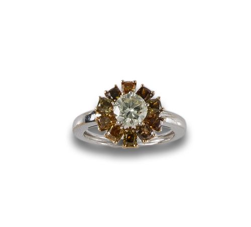 TWO-TONE GOLD RING WITH DIAMONDS