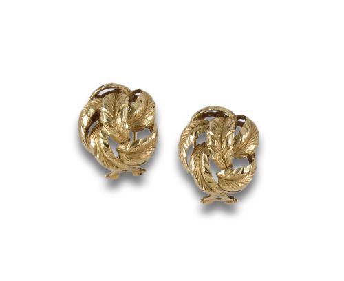 PENDIENTES DE ORO 