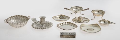 Palmatoria y bernegal de plata siguiendo modelos antiguos