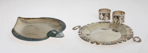 Centro y dos servilleteros de centroamérica, SXX