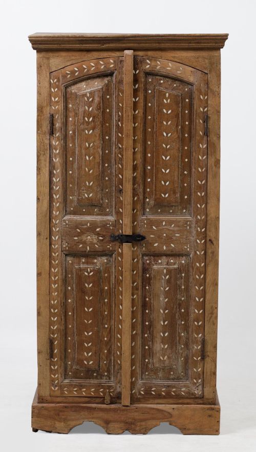 Armario popular siguiendo modelos antiguos, S. XX