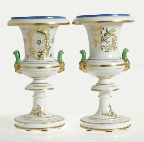 Pareja de copas de porcelana estilo imperio, S. XX