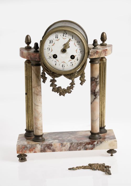 Reloj de mesa de estilo Luis XVI, S. XX