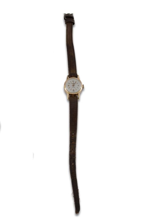 RELOJ DE PULSERA PARA SEÑORA EN ORO 