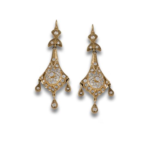 PENDIENTES ANTIGUOS DE ORO