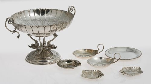 Lote de cinco ceniceros y un plato de pan de plata española