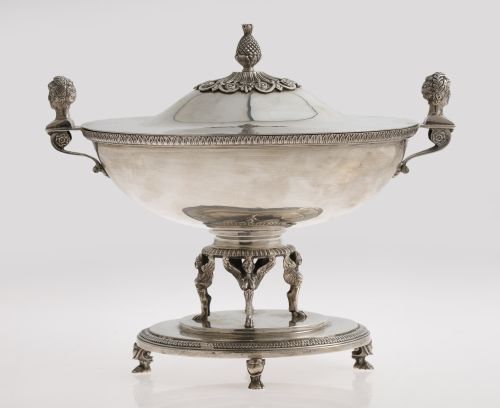 Centro de mesa de plata contrastada, ley 916, López, España