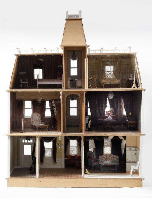 Casa de muñecas de estilo victoriano, S. XX