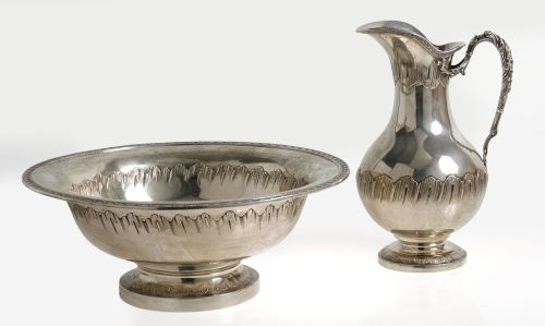 Aguamanil y jofaina de plata ley 900 contrastada, S. XX