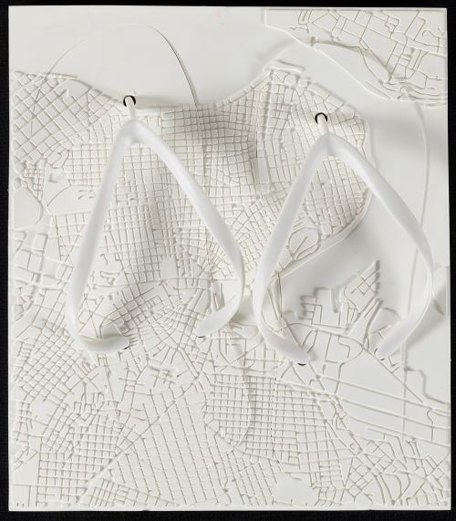  LOS CARPINTEROS, "Flip flops", 2004, Escultura en PVC 