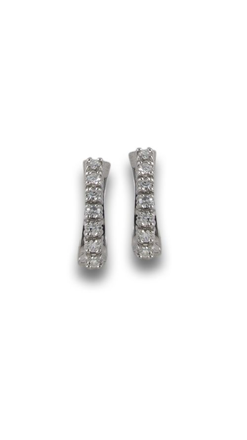PENDIENTES CRIOLLAS DE ORO CON DIAMANTES