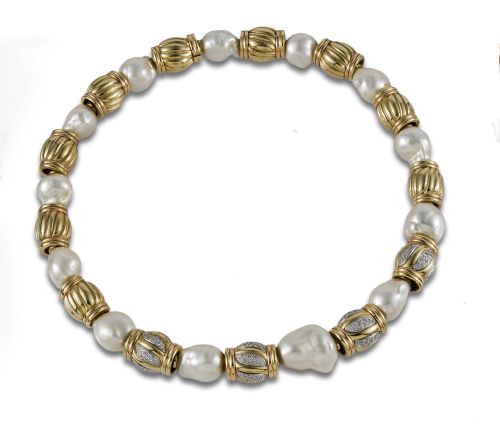 COLLAR DE ORO, PERLAS BARROCAS Y DIAMANTES.