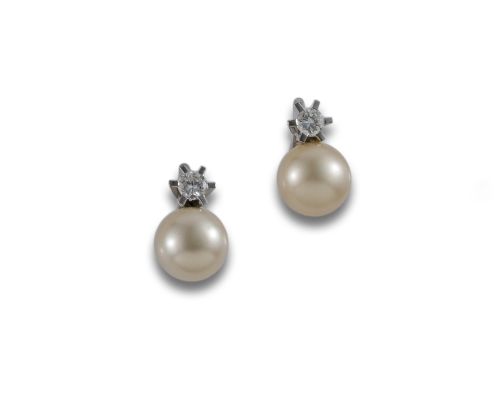 GOLD EARRINGS WITH PEARL AND DIAMOND