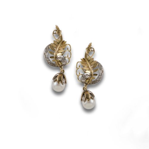 GOLD, PLATINUM, DIAMOND AND PEARL EARRINGS