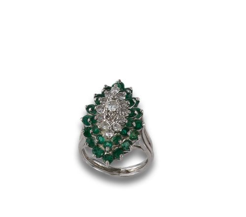 14K GOLD COCKTAIL RING WITH DIAMONDS AND EMERALDS