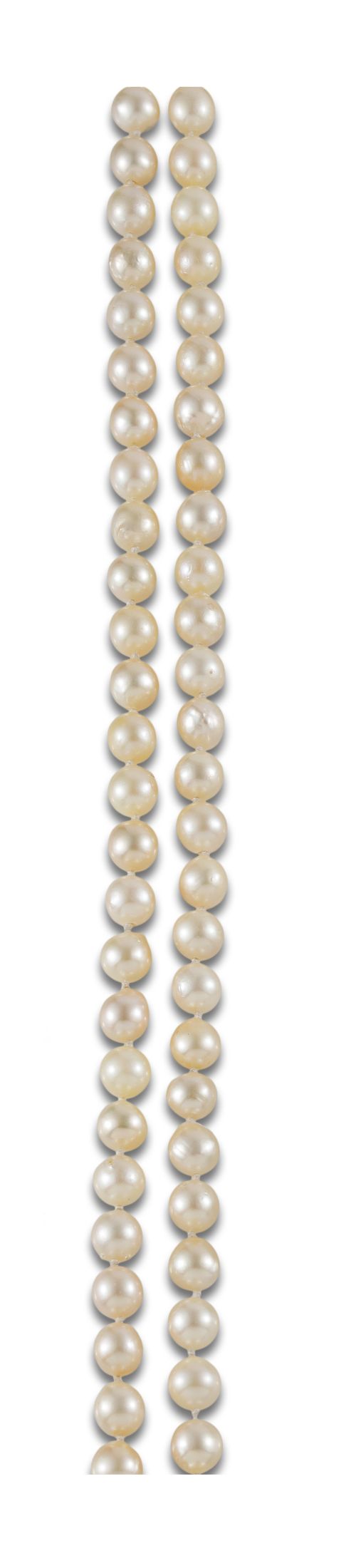 CULTURED PEARL NECKLACE WITH GOLD CLASP