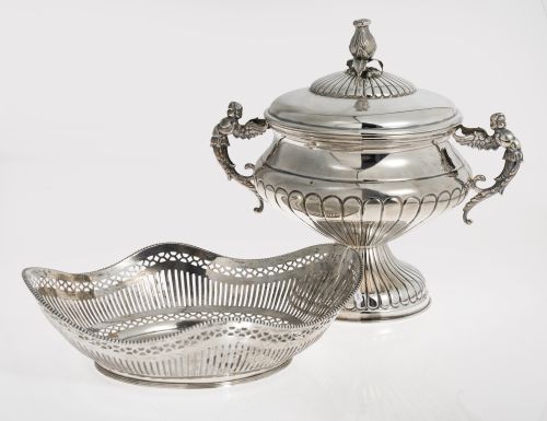 Fruit bowl in sterling silver 835, hallmarks of the Netherl