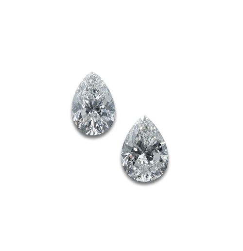 PAREJA DE DIAMANTES TALLA PERA DE 8.94 CT Y 8.68 CT