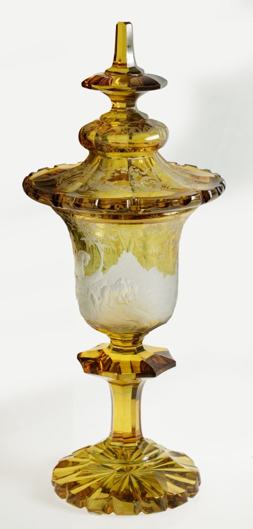 Jarrón "pokal" de cristal, Bohemia, S.XX