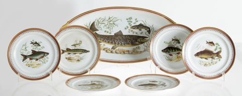 Fuente y seis platos de porcelana, Limoges, S.XX