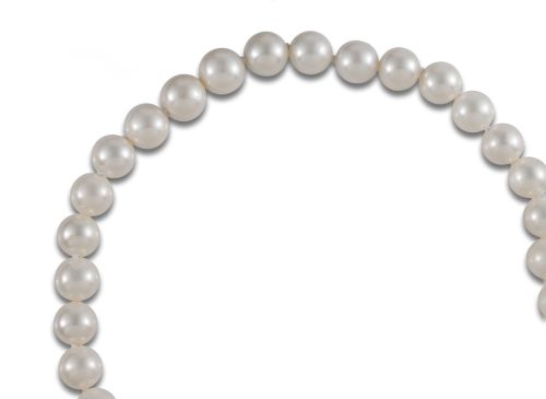 NECKLACE WITH FRESHWATER PEARLS