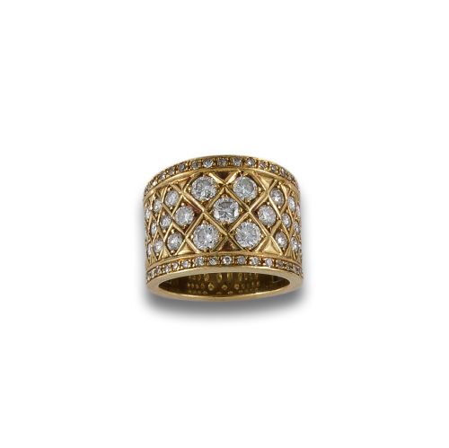 WIDE GOLD AND DIAMOND RING