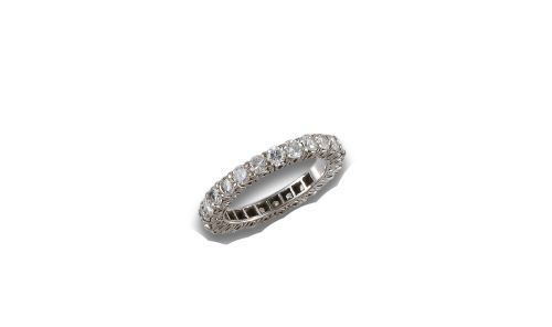 INFINITY RING IN GOLD AND DIAMONDS.