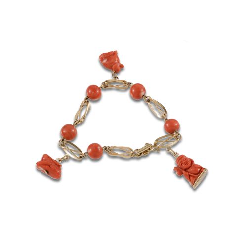 GOLD AND CORAL BRACELET