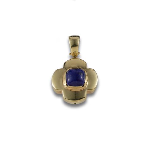 GOLD AND LAPIS LAZULI PENDANT