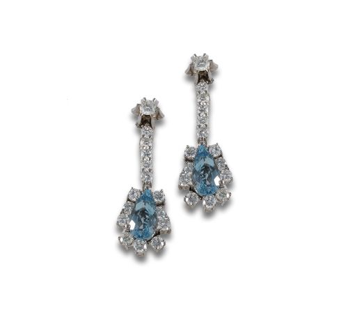 LONG GOLD EARRINGS WITH AQUAMARINE AND DIAMONDS