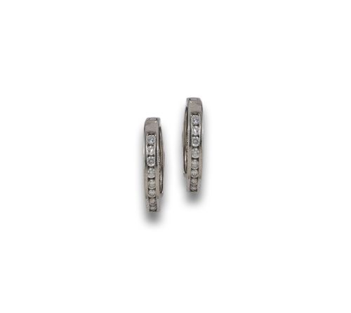 WHITE GOLD HOOP EARRINGS WITH DIAMONDS